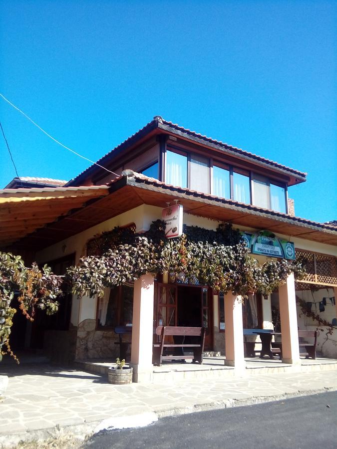 Guest House Ambrozia 科泰尔 外观 照片